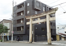 事務所 静岡市浅間神社本殿正面